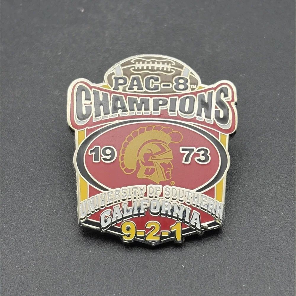 University of Southern California USC Football 1973 PAC-8 Champions Lapel Pin‎